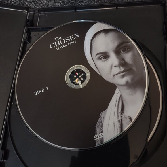 The Chosen Season Three on DVD - Picture 4 of 6
